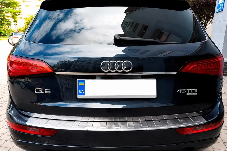 Audi Q5 2008–2017 Aizmugurējā bufera uzlika Carmos (nerūsējošais tērauds) Image