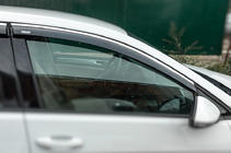 Volkswagen Golf 7/E-Golf 2012–2020 Logu vēja deflektori ar hromētu apmali HB (4 gab., Niken) foto 7