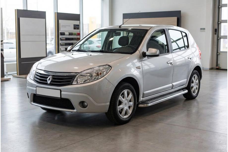 Dacia Sandero 2007–2013 Sānu pakāpieni Maydos V2 (2 gab., alumīnijs/nerūsējošais tērauds) Image