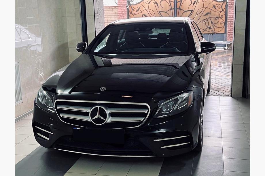 Mercedes E-klase W213 2016–2023 Sānu uzlikas priekšējam buferim 2016-2019 (nerūsējošais tērauds) Image