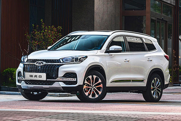 Septiņvietīgs krosovers Chery Tiggo 8