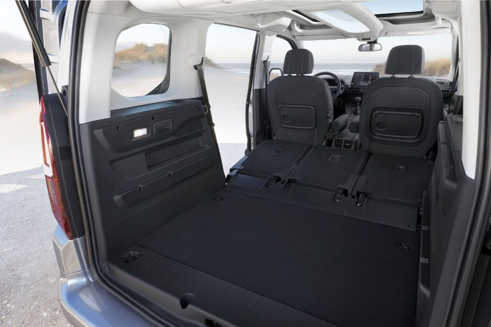 Jaunās paaudzes Opel Combo Life kompaktviena apskats