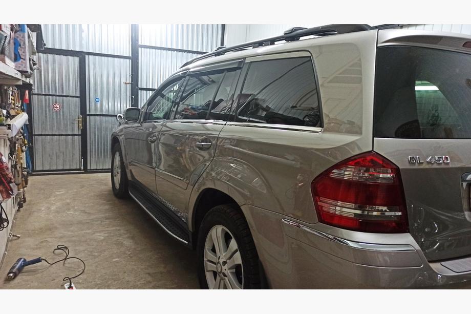 Mercedes GL class X164 2006–2012 Apakšējā logu apmale (6 gab., nerūsējošais tērauds) Foto 10
