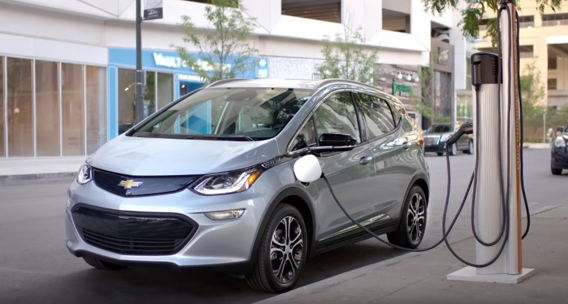 Chevrolet Bolt EV elektriskā hečbeka apskats
