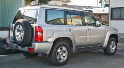 Nissan Patrol Y61 1997–2011 Safari bodykit komplekts foto 2
