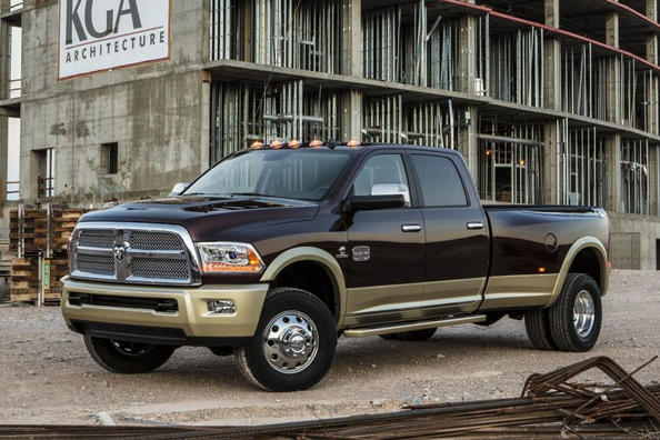 RAM 3500 flagmaņa pikapa apskats