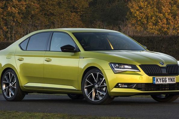 Skoda Superb trešās paaudzes apskats