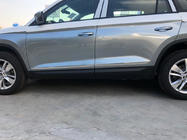 Skoda Kodiaq 2016–2023 Durvju moldings Carmos platais (nerūsējošais tērauds) foto 2