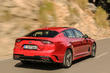 Kia Stinger: liftbeks ar sportisku raksturu foto 8