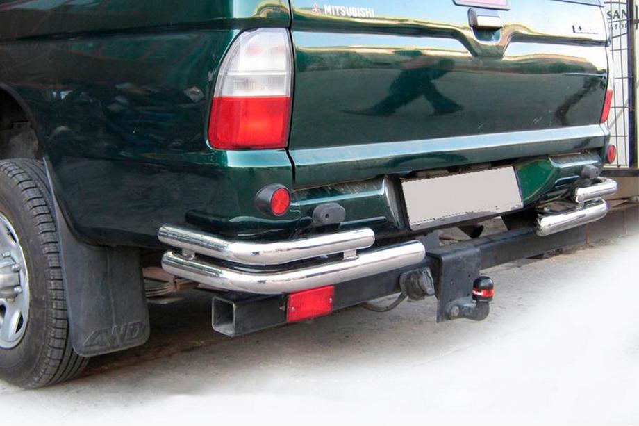 Mitsubishi L200 1996–2006 Aizmugurējie stūri AK003-Double (2 gab., nerūsējošais tērauds) Foto 1