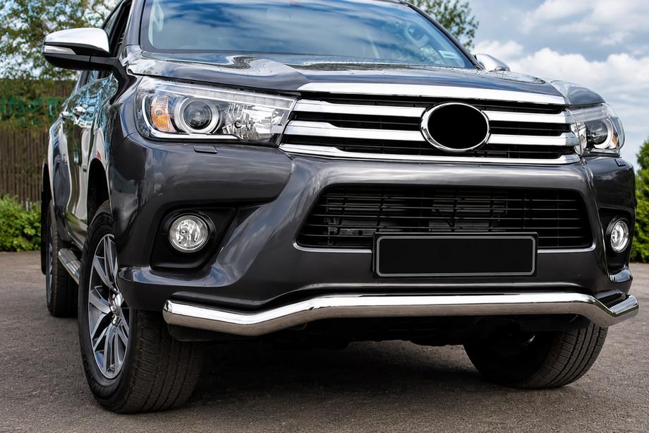 Toyota Hilux 2015– Priekšējais aizsargstienis ST007 (nerūsējošais tērauds) Image