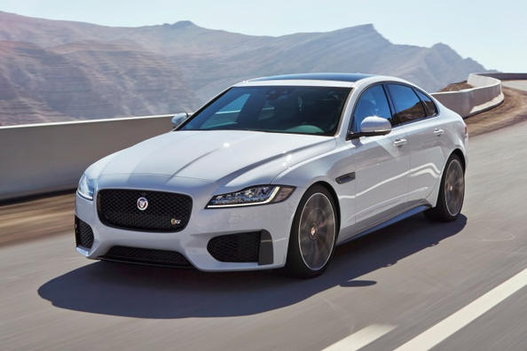 Jaguar XF otrās paaudzes sedana apskats