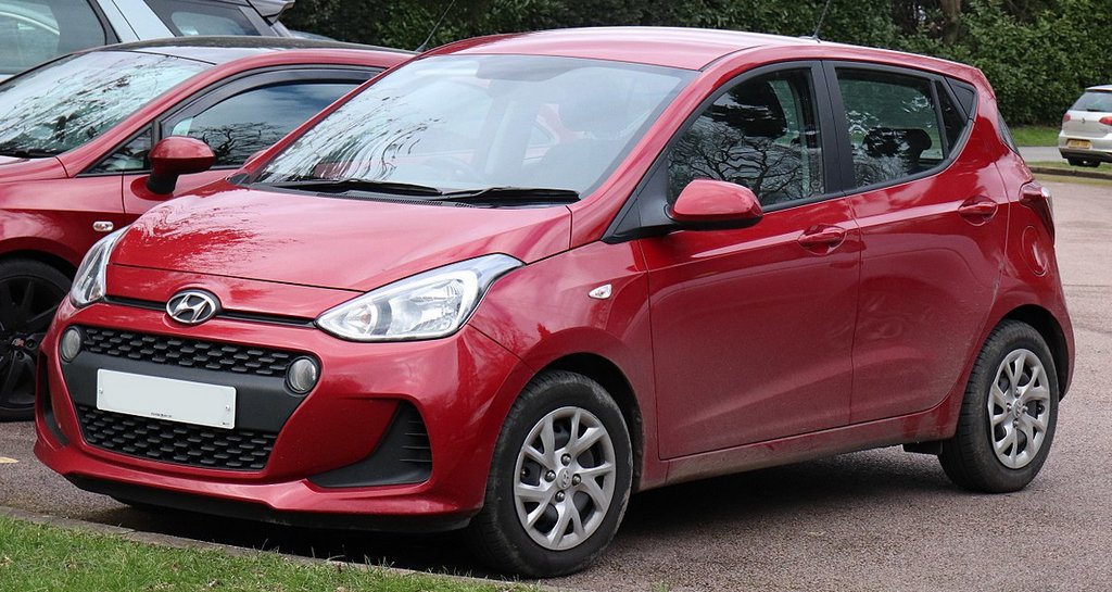 Hyundai i10 piecdurvju hečbeka apskats