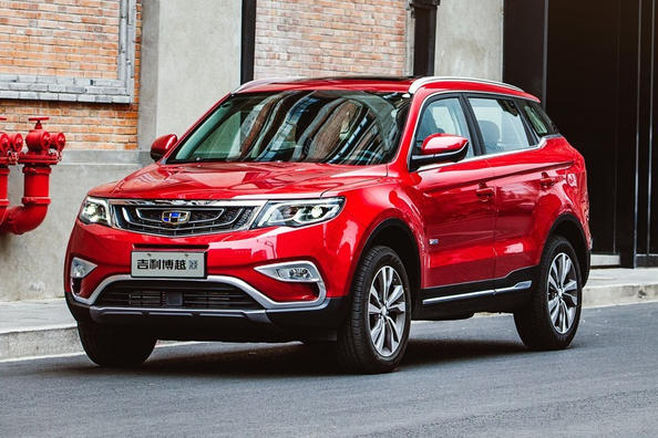 Geely Atlas krosovera apskats