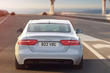 Jaguar XE sedana apskats foto 7