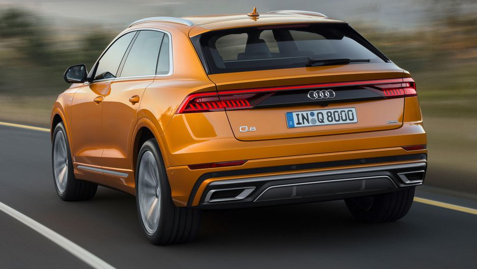 Audi Q8 premium krosovera apskats