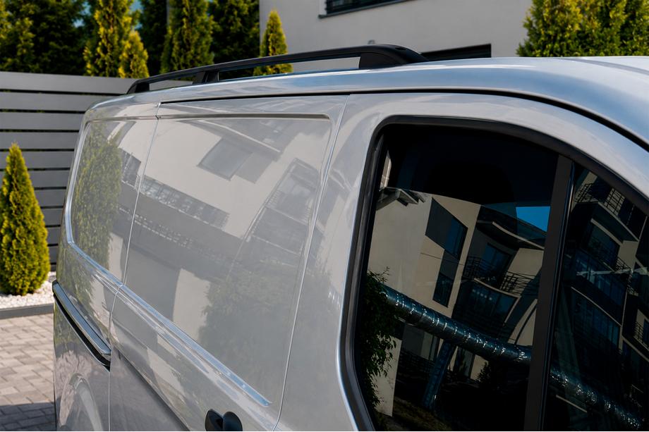 Ford Custom 2013–2022 Jumta reliņi Skyport (2 gab., melni) Image
