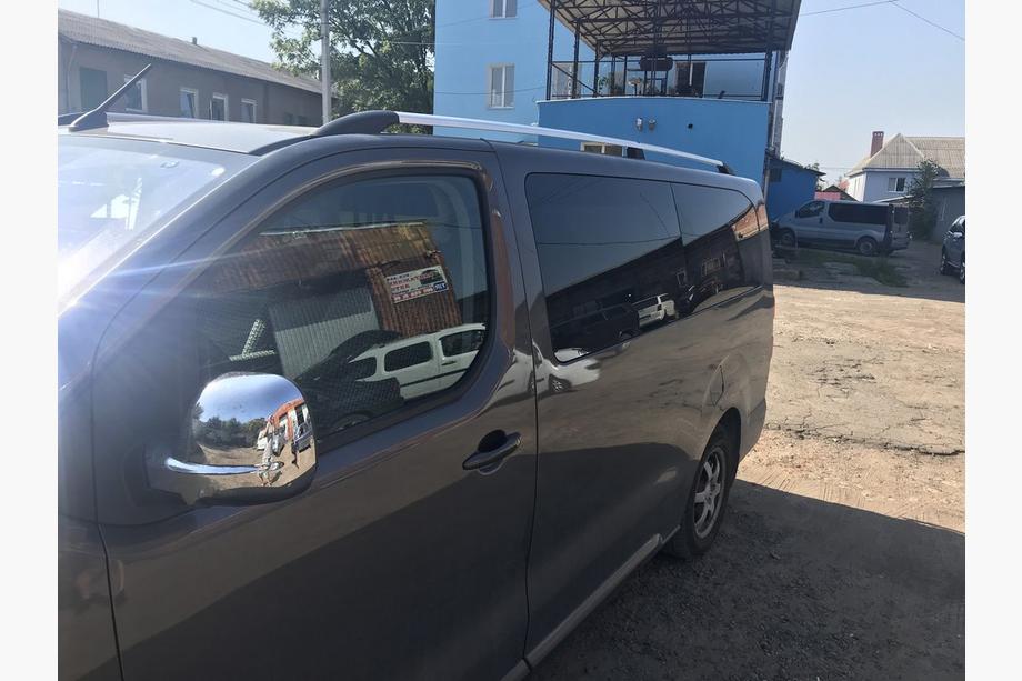 Peugeot Expert 2017– Hromēti jumta reliņi Garā bāze, metāla kājiņa Foto 2
