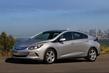 Chevrolet Volt otrās paaudzes hibrīdā hečbeka apskats foto 10