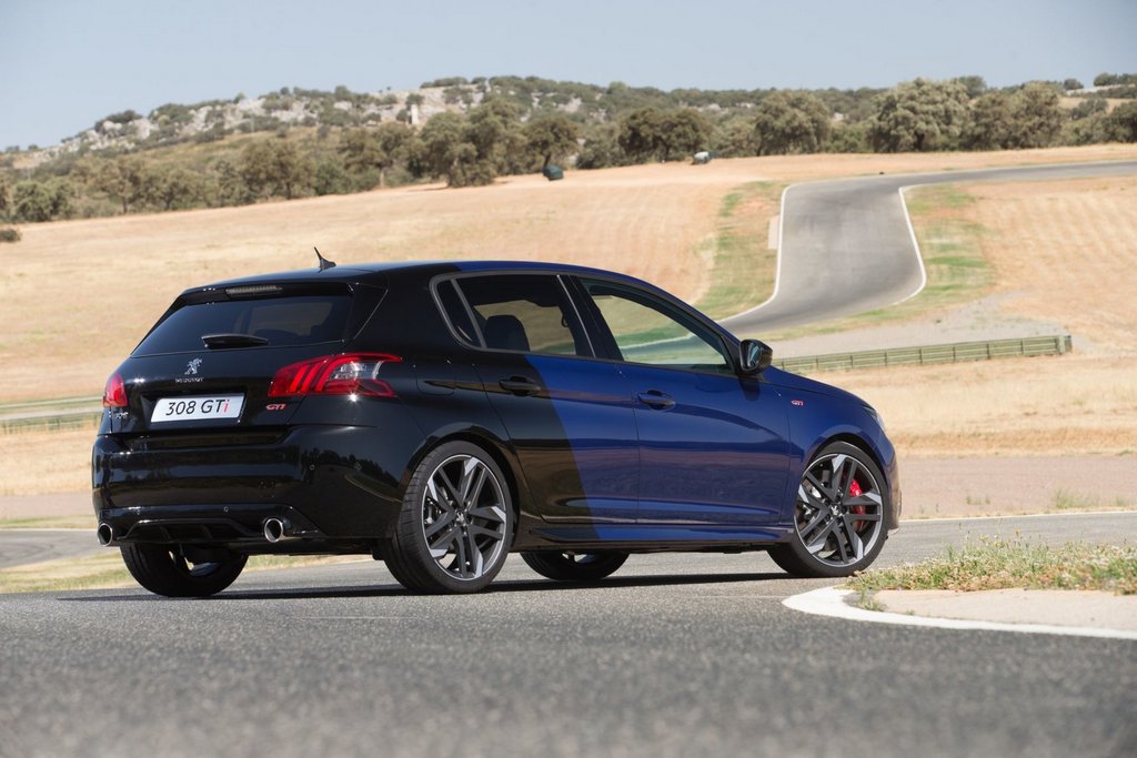 Apskats: uzlādētais hečbeks Peugeot 308 GTi