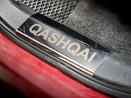 Nissan Qashqai 2007–2010 Nerūsējošā tērauda sliekšņu uzlikas uz plastmasas (4 gab.) foto 3