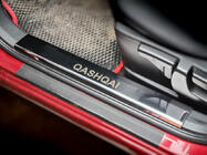 Nissan Qashqai 2007–2010 Nerūsējošā tērauda sliekšņu uzlikas uz plastmasas (4 gab.) foto 1