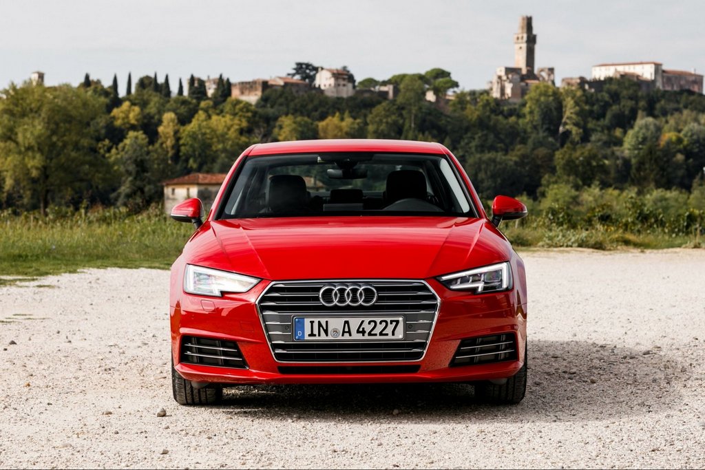 Audi A4 sedana piektā paaudze