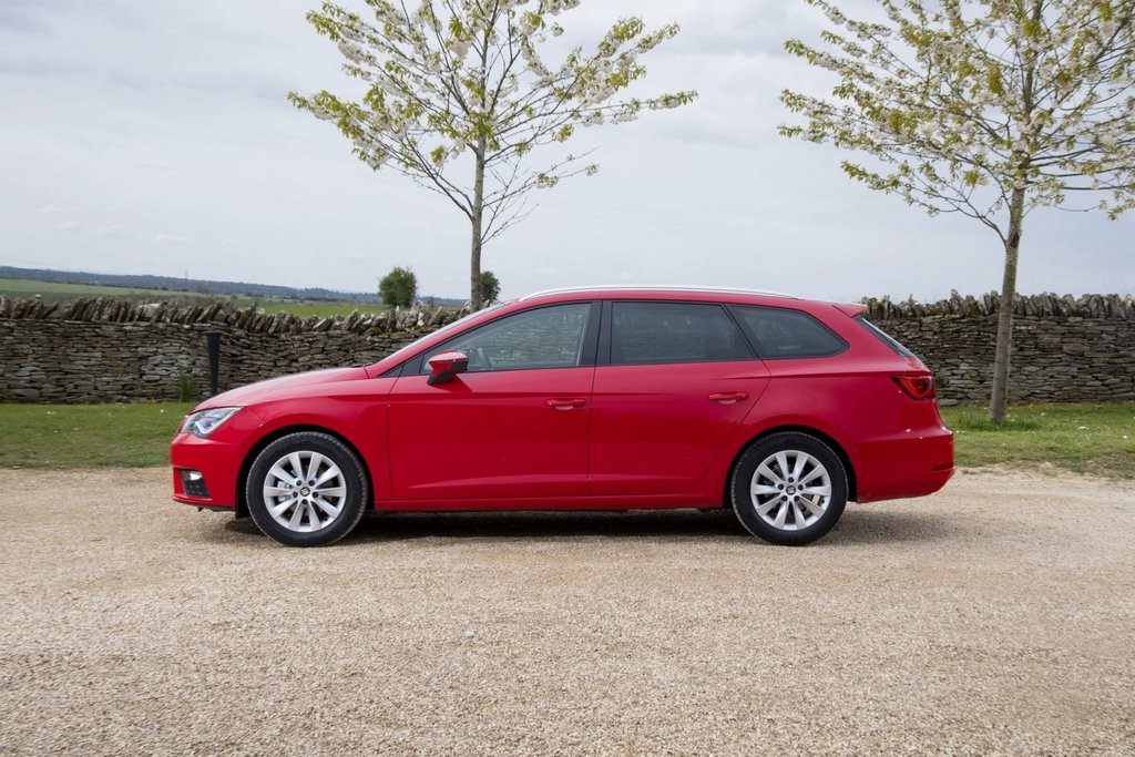 Trešās paaudzes SEAT Leon ST universālis