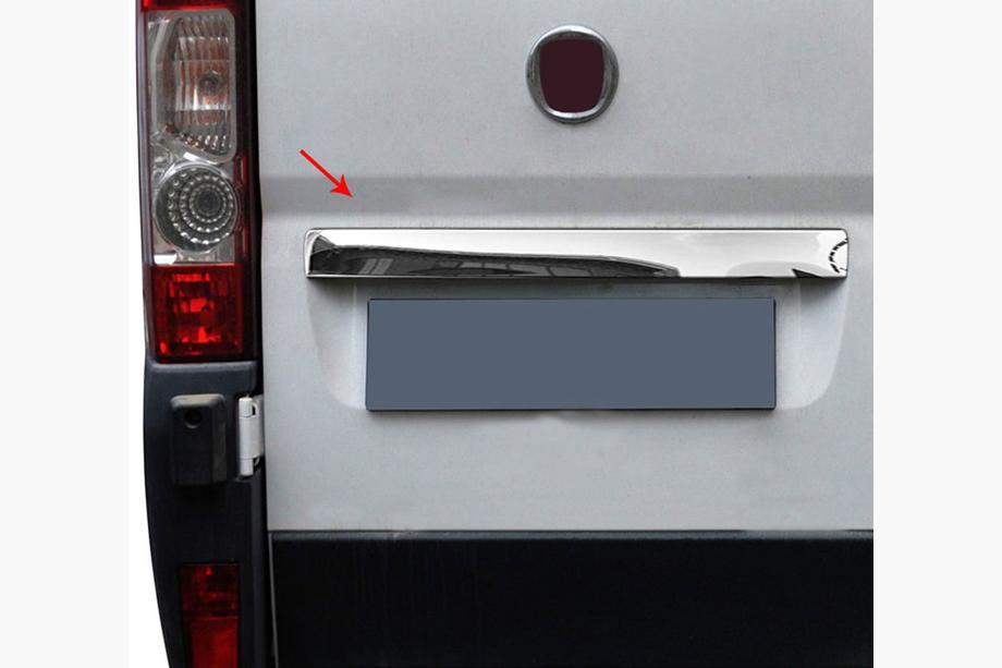 Peugeot Boxer 2006–2025 Hroma līste virs numura zīmes (nerūsējošais tērauds) Carmos - turku teras Image