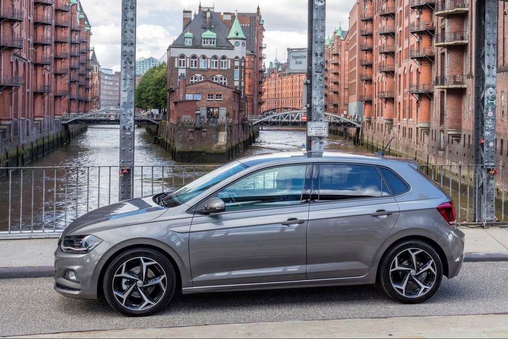 Volkswagen Polo hečbeka sestā paaudze