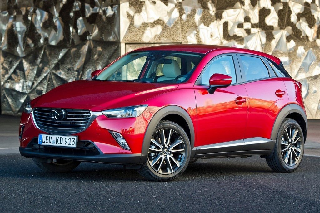 Atjauninātā krosovera Mazda CX-3 apskats