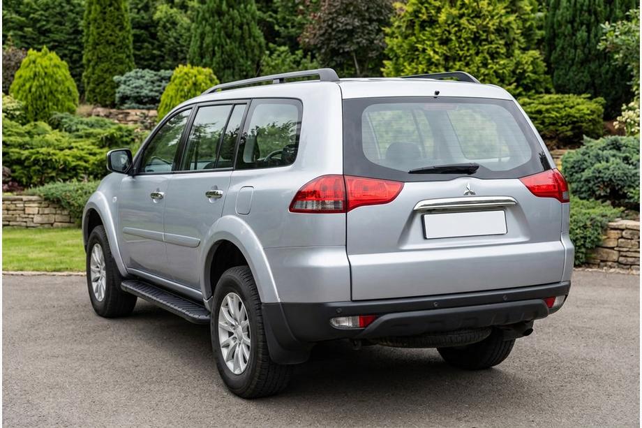 Mitsubishi Pajero Sport 2008–2015 Sānu pakāpieni Bosphorus Black (2 gab., alumīnijs) Image