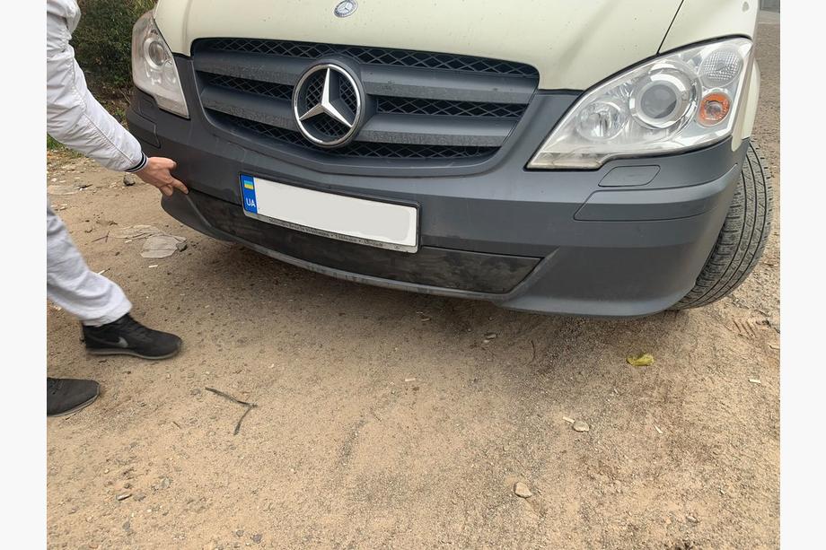 Mercedes Vito W639 2004–2014 Ziemas aizsegs buferim (2010-2015) Glancēta Foto 4