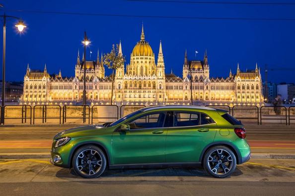 Kompakts Mercedes-Benz GLA-Class krosovers