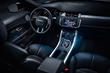 Atjaunināts premium klases krosovera Range Rover Evoque foto 8