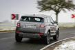Atjaunināts premium klases krosovera Range Rover Evoque foto 3