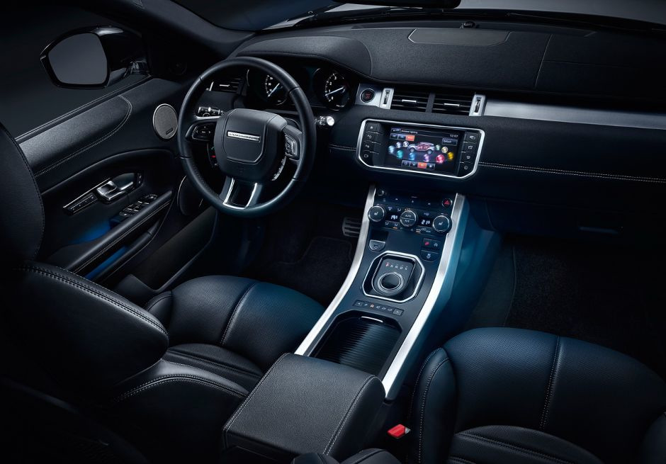Atjaunināts premium klases krosovera Range Rover Evoque