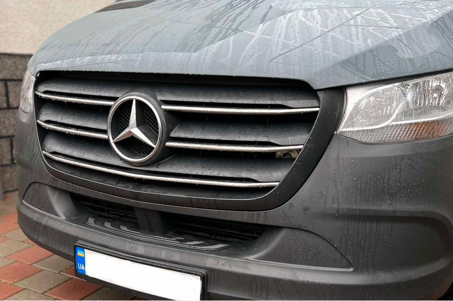 Mercedes Sprinter W907/W910 2018– Radiatora režģa uzlikas (5 gab., nerūsējošais tērauds) OmsaLine – itāļu nerūsējošais tērauds Image