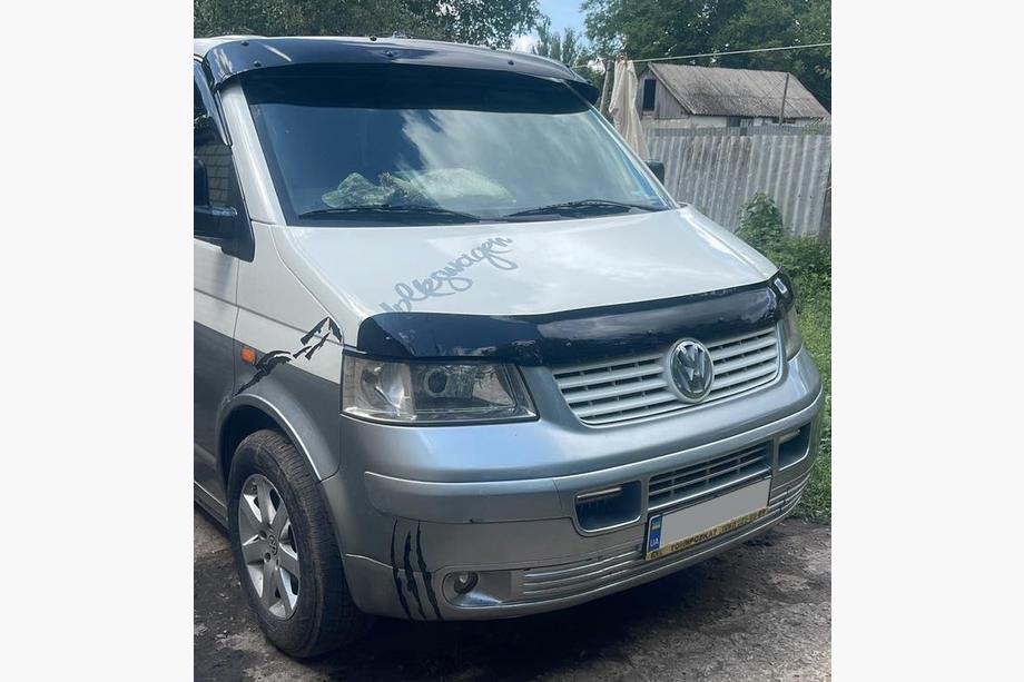 Volkswagen T5 2010–2015 Vējstikla vizieris (melns spīdīgs, 5 mm) Image
