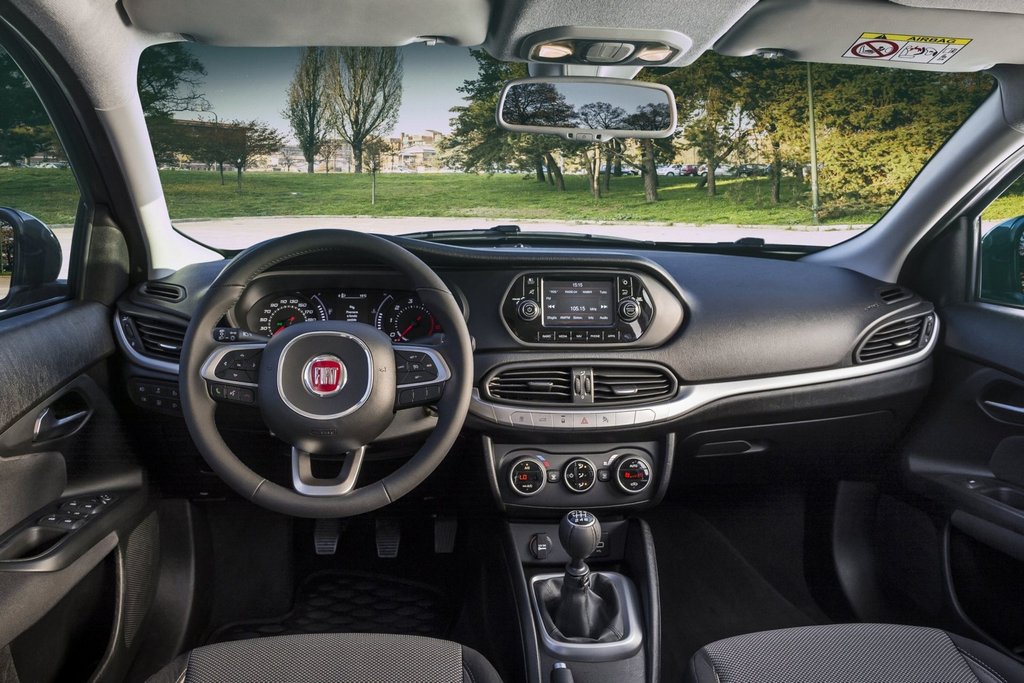 Budžeta sedana Fiat Tipo apskats