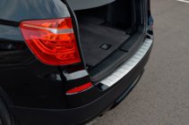 BMW X3 F25 2011–2018 Nerūsējošā tērauda aizmugurējā bampera uzlika OmsaLine (matēta) foto 8