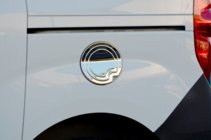 Opel Combo 2012–2018 Degvielas uzpildes lūciņa uzlika (nerūsējošais tērauds) foto 1