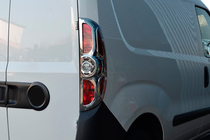 Opel Combo 2012–2018 Hromēta stopu lukturu apmale (2012-2015, 2 gab., plastmasa) foto 1