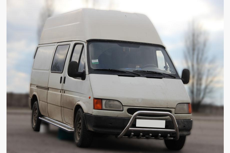Ford Transit 1991–2000 Priekšējais bullbar WT003 (nerūsējošais tērauds) Image