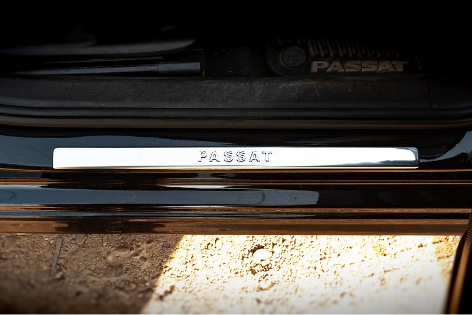 Volkswagen Passat B7 2012–2015 OmsaLine tipa 1 sliekšņu uzlikas (4 gab., nerūsējošais tērauds) Foto 2