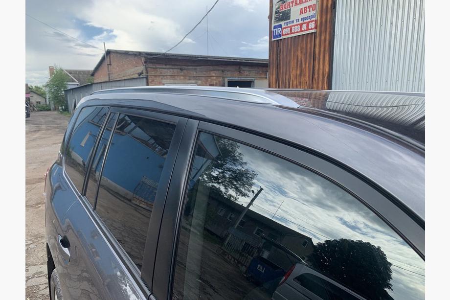 Toyota Land Cruiser 200 2007–2021 Pelēkas jumta reliņi 2008-2015 (Lexus dizains 2018, 2 gab.) Foto 7