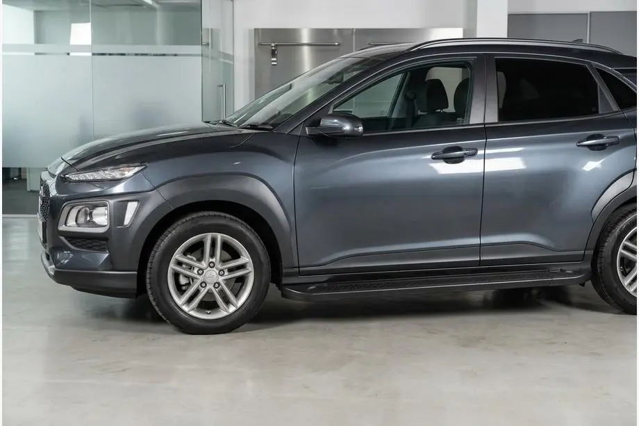 Hyundai Kona 2017–2023 Sānu pakāpieni Allmond Black (2 gab., alumīnijs) Image