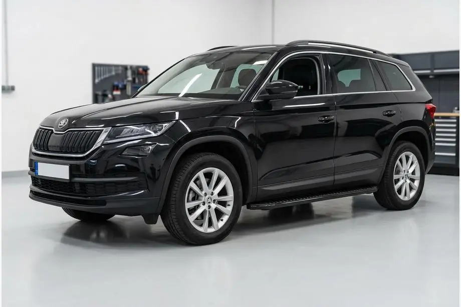 Skoda Kodiaq 2016–2023 Sānu sliekšņi Tayga Black (2 gab., alumīnijs) Foto 1