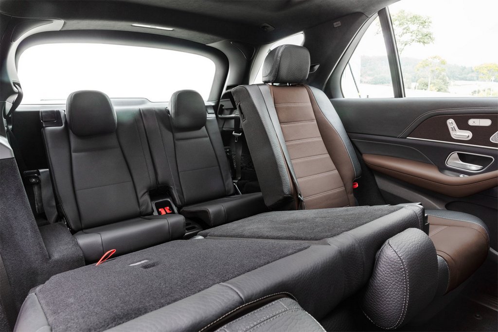 Premium klases krosovera Mercedes-Benz GLE jaunaa paaudze
