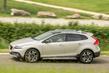 Volvo V40 Cross Country hečbeka bezceļu versijas apskats foto 3